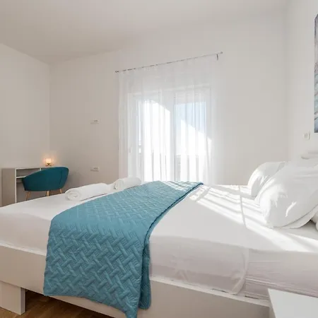Amfora - First Row By The Sea Villa Bibinje
