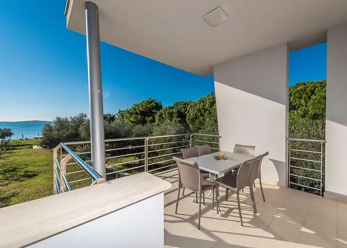 Villa Amfora - First Row By The Sea *