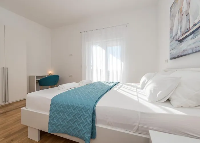 Amfora - First Row By The Sea Villa Bibinje