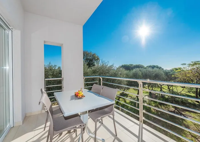 Villa Amfora - First Row By The Sea *